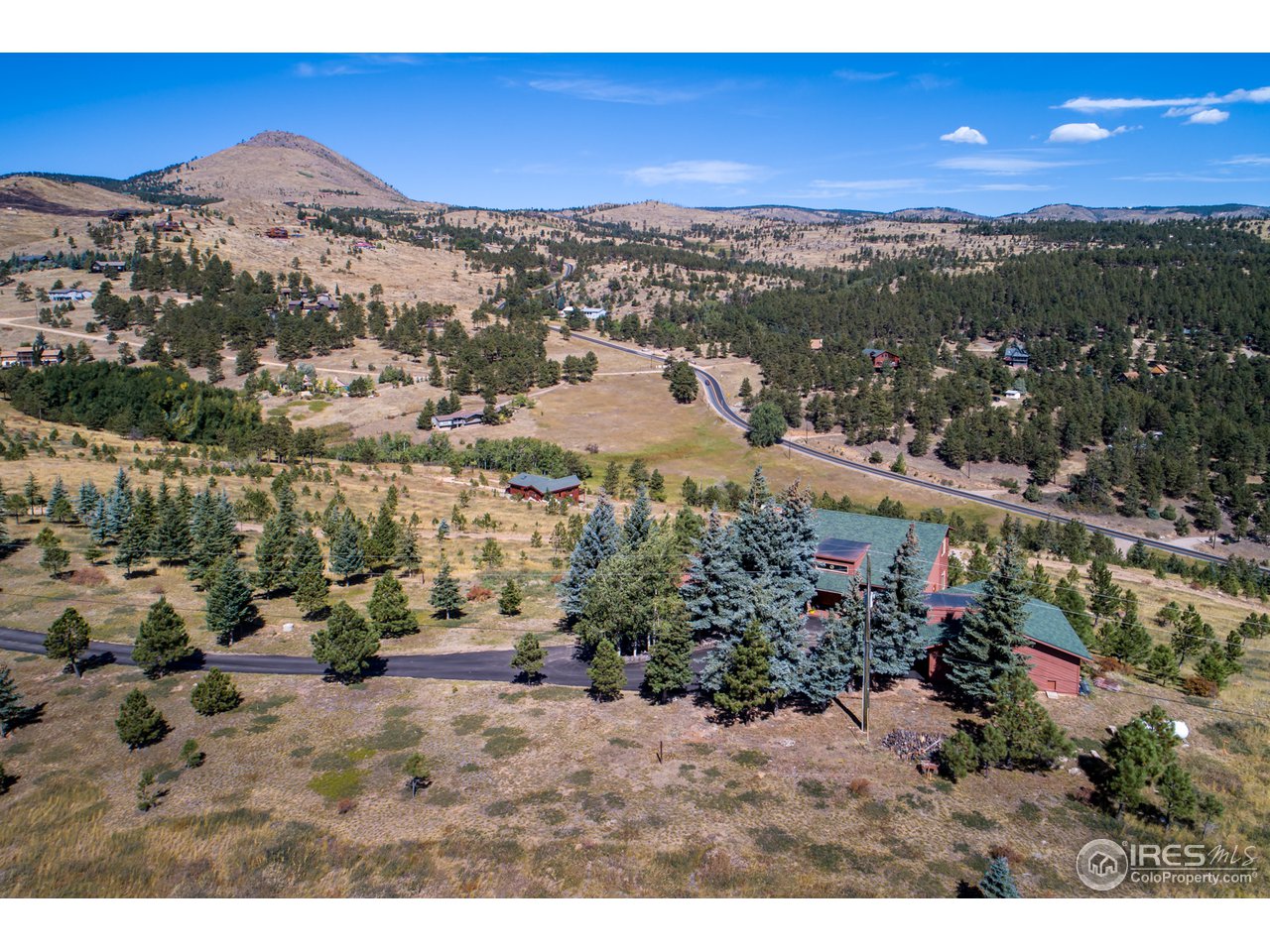 2949 Sugarloaf Road Boulder, CO 80302 - Photo 4 of 40