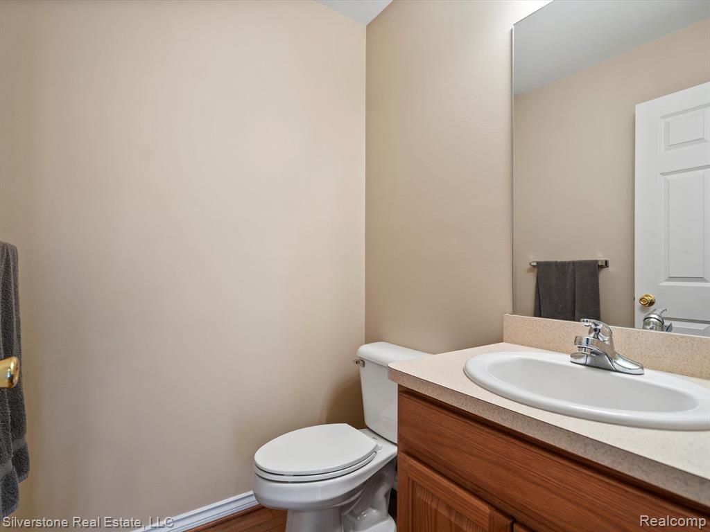 3759 Alida Avenue Rochester, MI 48309 - Photo 13 of 34