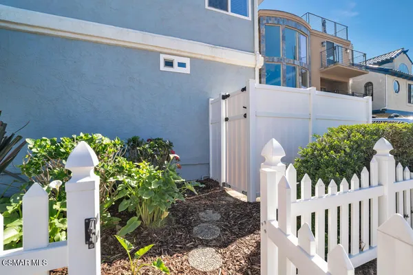 $1,275,000 | 2825 Panama Drive, Oxnard, CA 93035