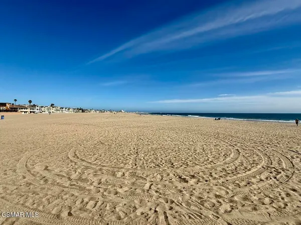 $1,275,000 | 2825 Panama Drive, Oxnard, CA 93035