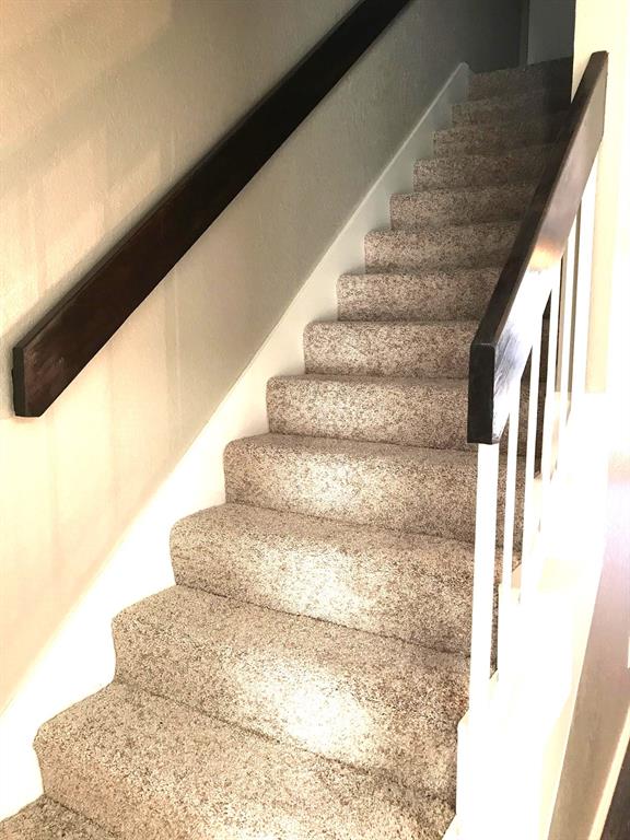 7326 Kingswood Circle Fort Worth, TX 76133 - Photo 8 of 10