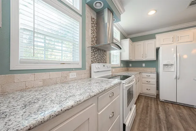 $1,800 | 20547 South Post Oak Boulevard, Unit B, Fresno, TX 77545