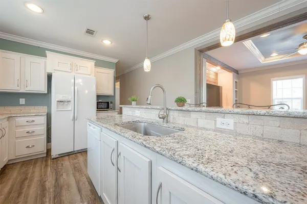 $1,800 | 20547 South Post Oak Boulevard, Unit B, Fresno, TX 77545