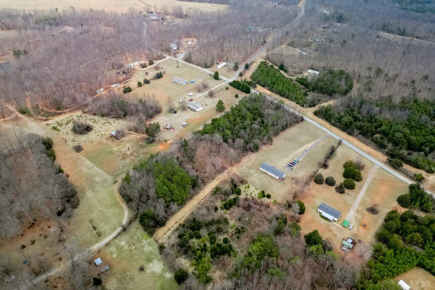5 Spring Mill Road Concord, VA 24538 - Photo 14 of 19 a view of a backyard of a house