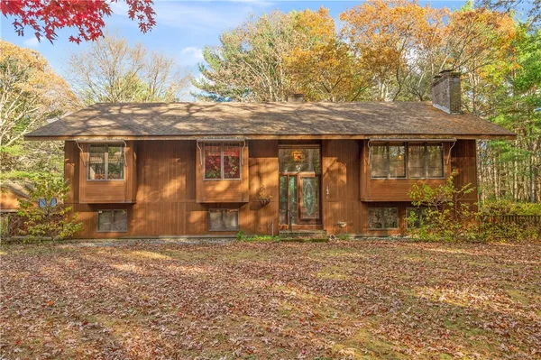 $500,000 | 972 Reynolds Road, Glocester, RI 02814