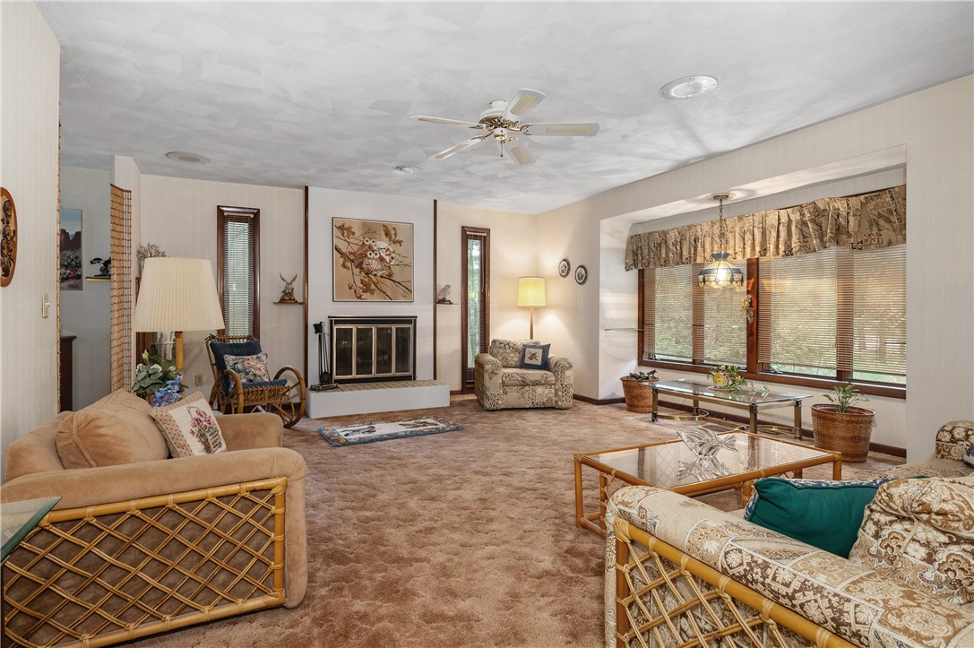 972 Reynolds Road Glocester, RI 02814 - Photo 25 of 40