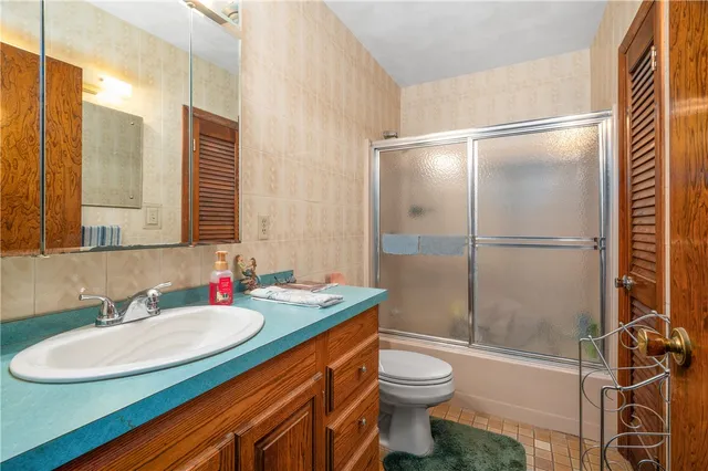 $569,900 | 972 Reynolds Road, Glocester, RI 02814