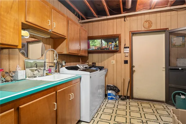 $569,900 | 972 Reynolds Road, Glocester, RI 02814