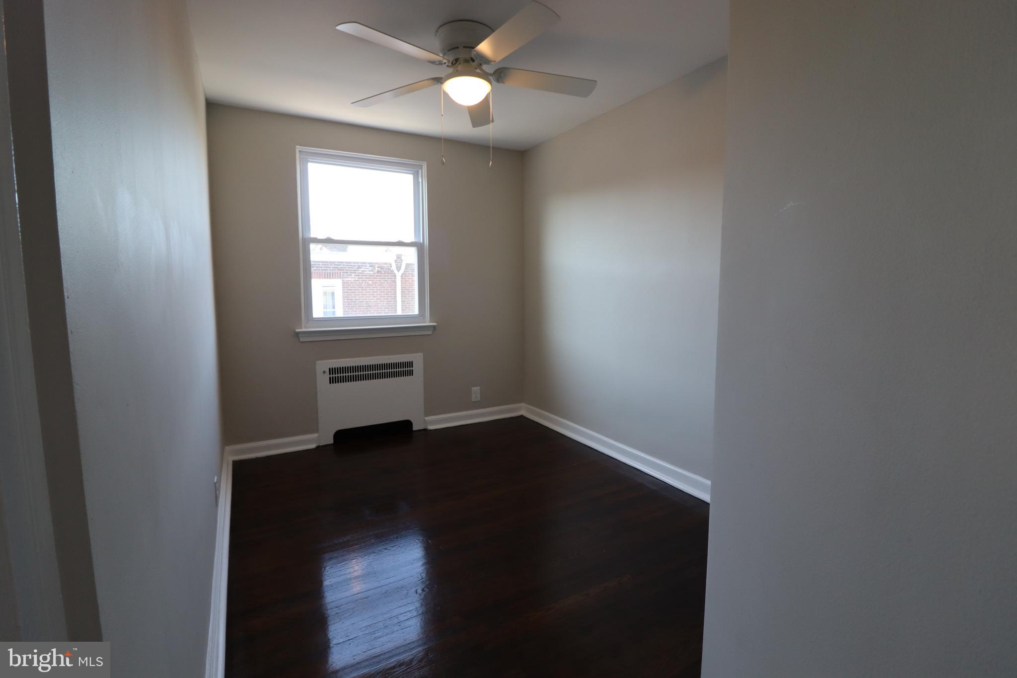 428 Littlecroft Road Upper Darby, PA 19082 - Photo 18 of 25 3rd Bedroom