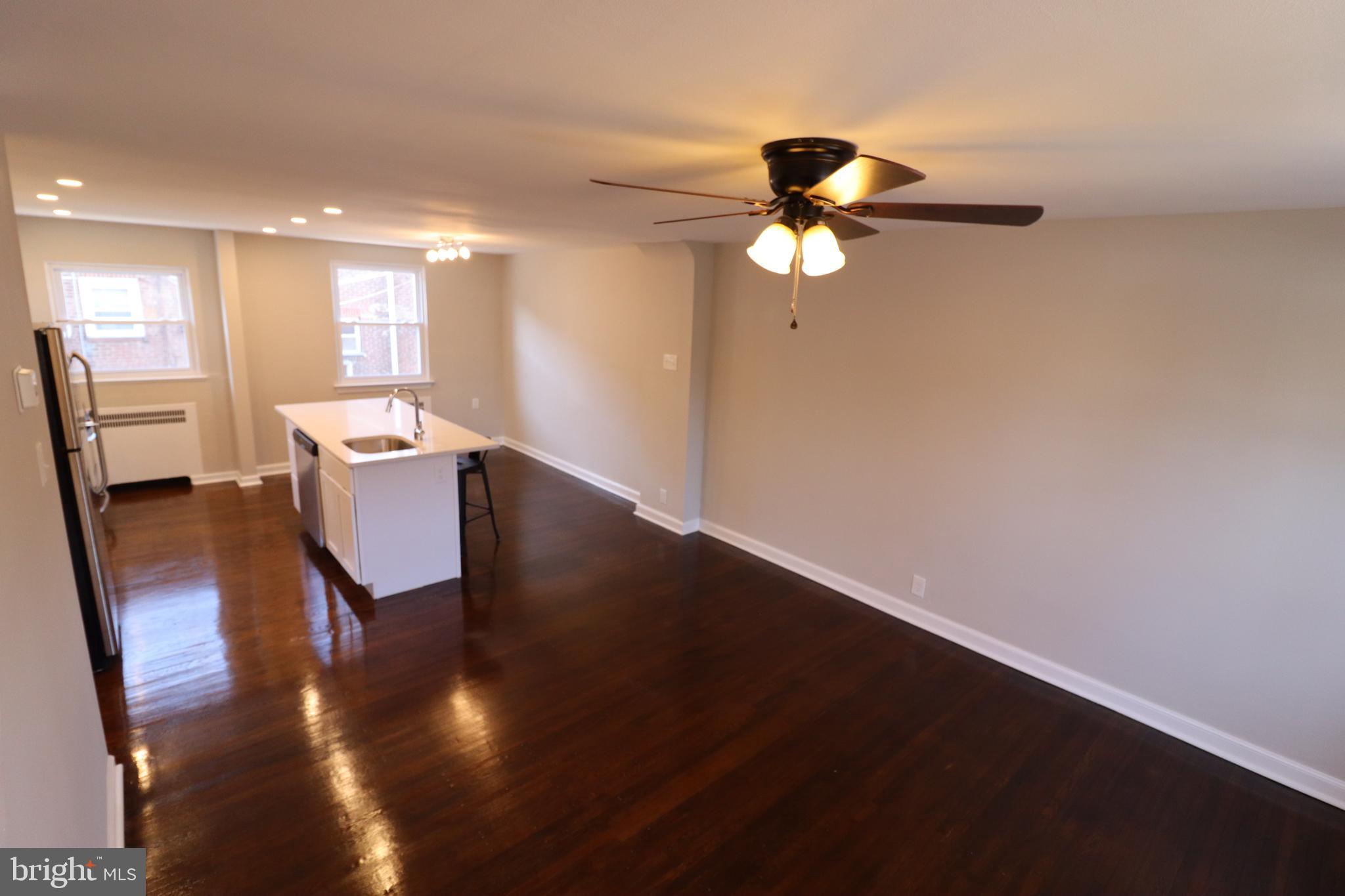 428 Littlecroft Road Upper Darby, PA 19082 - Photo 10 of 25 Beautiful open design