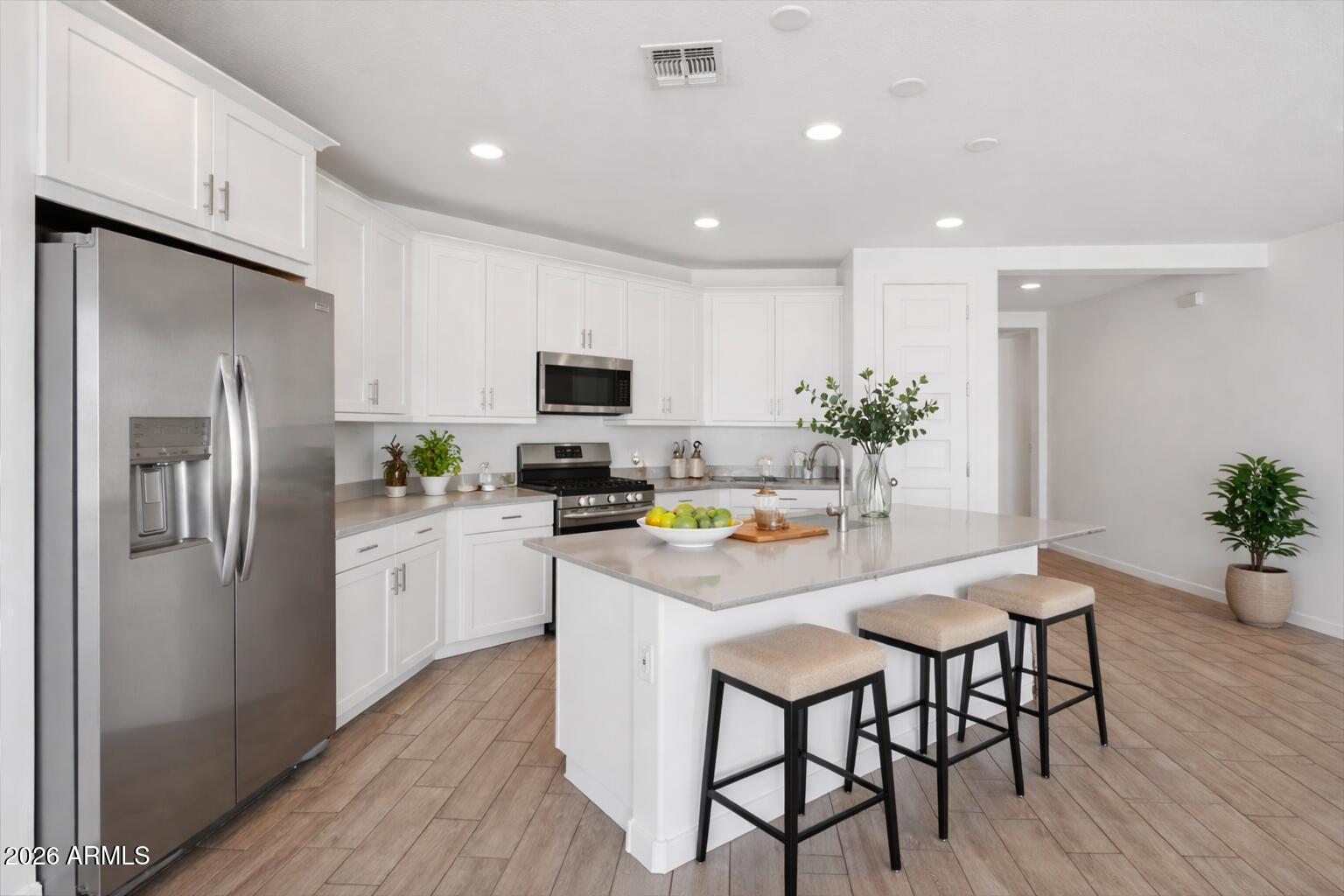 2542 West Pecan Road Phoenix, AZ 85041 - Photo 3 of 30 2F8C837F-7AB9-4AC7-B91F-0AEA8F5AB057