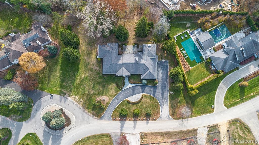 591 Rudgate Road Bloomfield Hills, MI 48304 - Photo 3 of 74