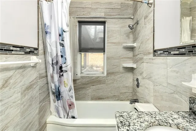 $232,000 | 2218 Forest Lane, Kansas City, KS 66106