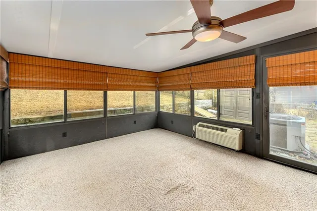 $232,000 | 2218 Forest Lane, Kansas City, KS 66106