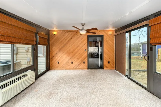 $232,000 | 2218 Forest Lane, Kansas City, KS 66106