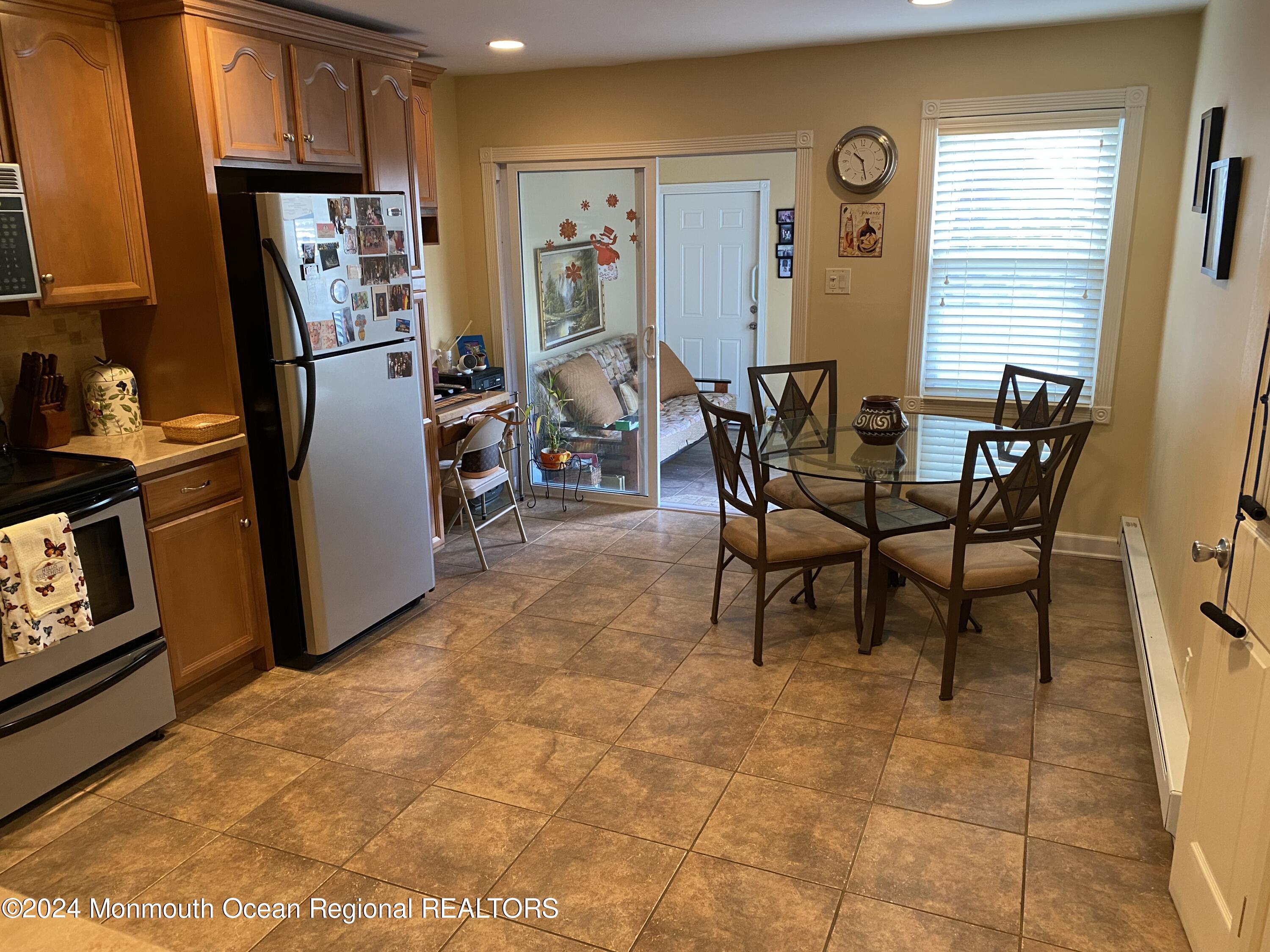 92 Halls Croft Road, Unit D Freehold, NJ 07728 - Photo 4 of 14 IMG_3508