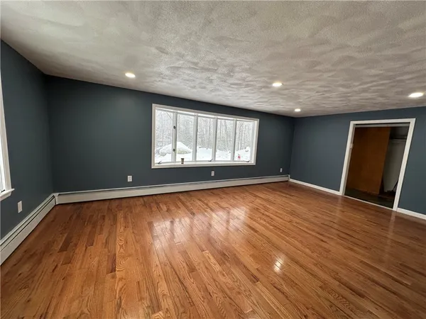 $3,500 | 41 Hartford Pike, Foster, RI 02825