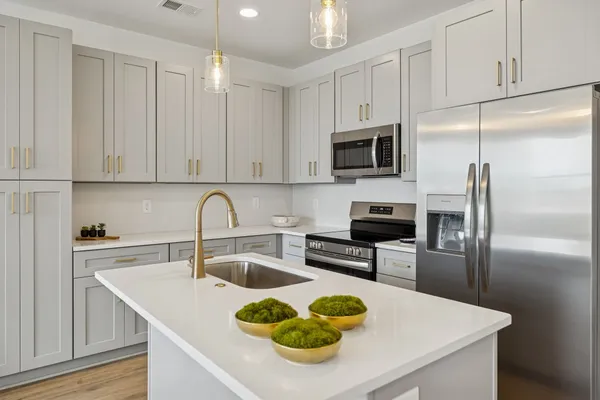 $330,000 | 172 High Pk Circle, Unit 172, Lebanon, TN 37087