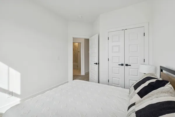 $330,000 | 172 High Pk Circle, Unit 172, Lebanon, TN 37087