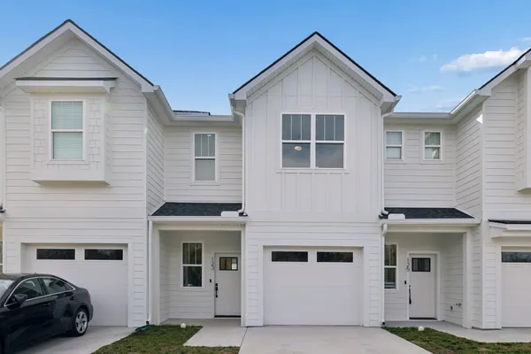 $330,000 | 172 High Pk Circle, Unit 172, Lebanon, TN 37087