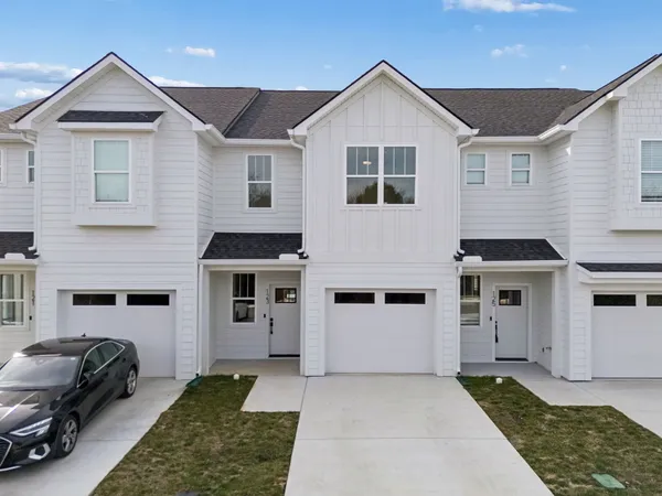 $330,000 | 172 High Pk Circle, Unit 172, Lebanon, TN 37087