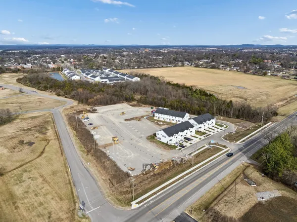 $330,000 | 172 High Pk Circle, Unit 172, Lebanon, TN 37087