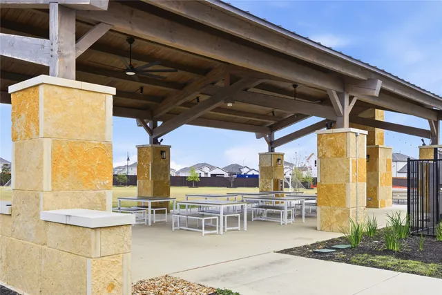 $1,999 | 209 Thurman Holt Road, Hutto, TX 78634