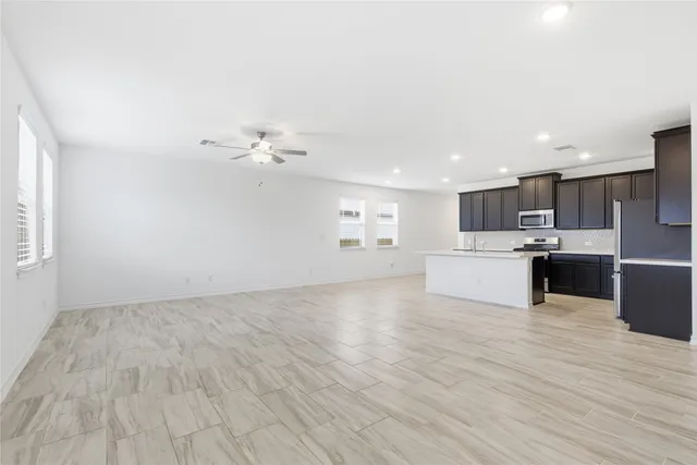 $1,999 | 209 Thurman Holt Road, Hutto, TX 78634