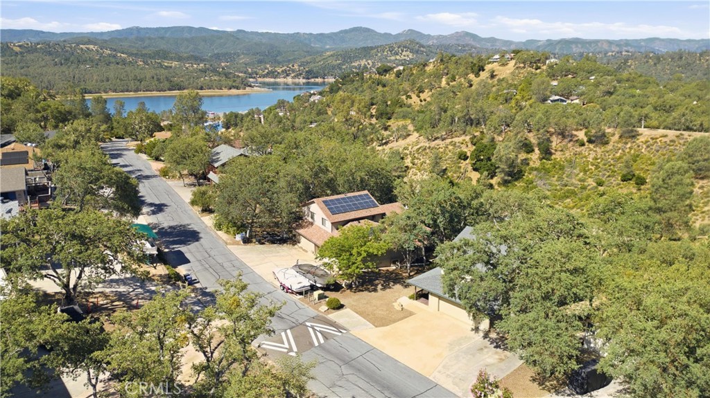 2515 Shoreline Road Bradley, CA 93426 - Photo 8 of 46