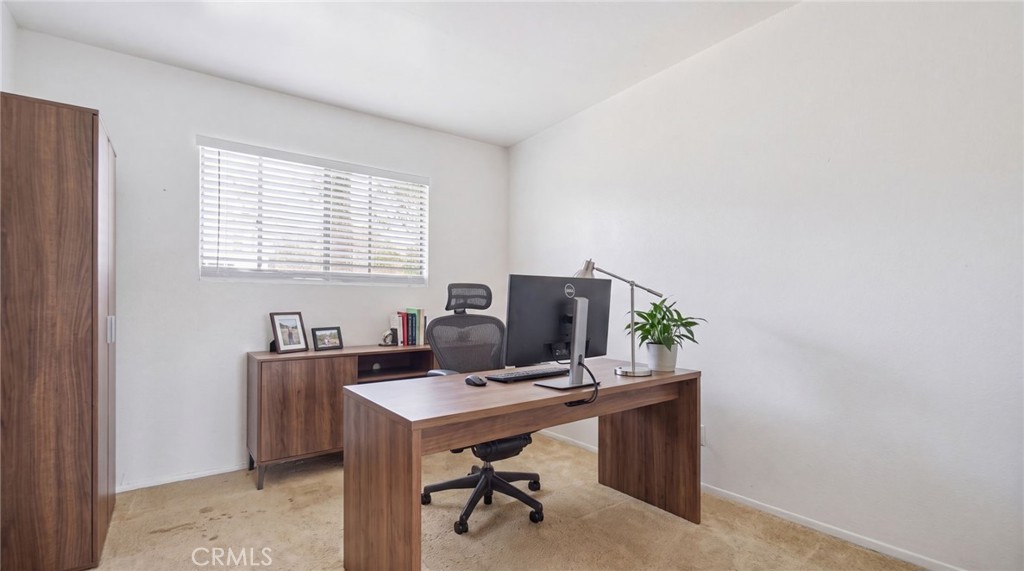 9218 Victoria Avenue Riverside, CA 92503 - Photo 35 of 65 Office/Room