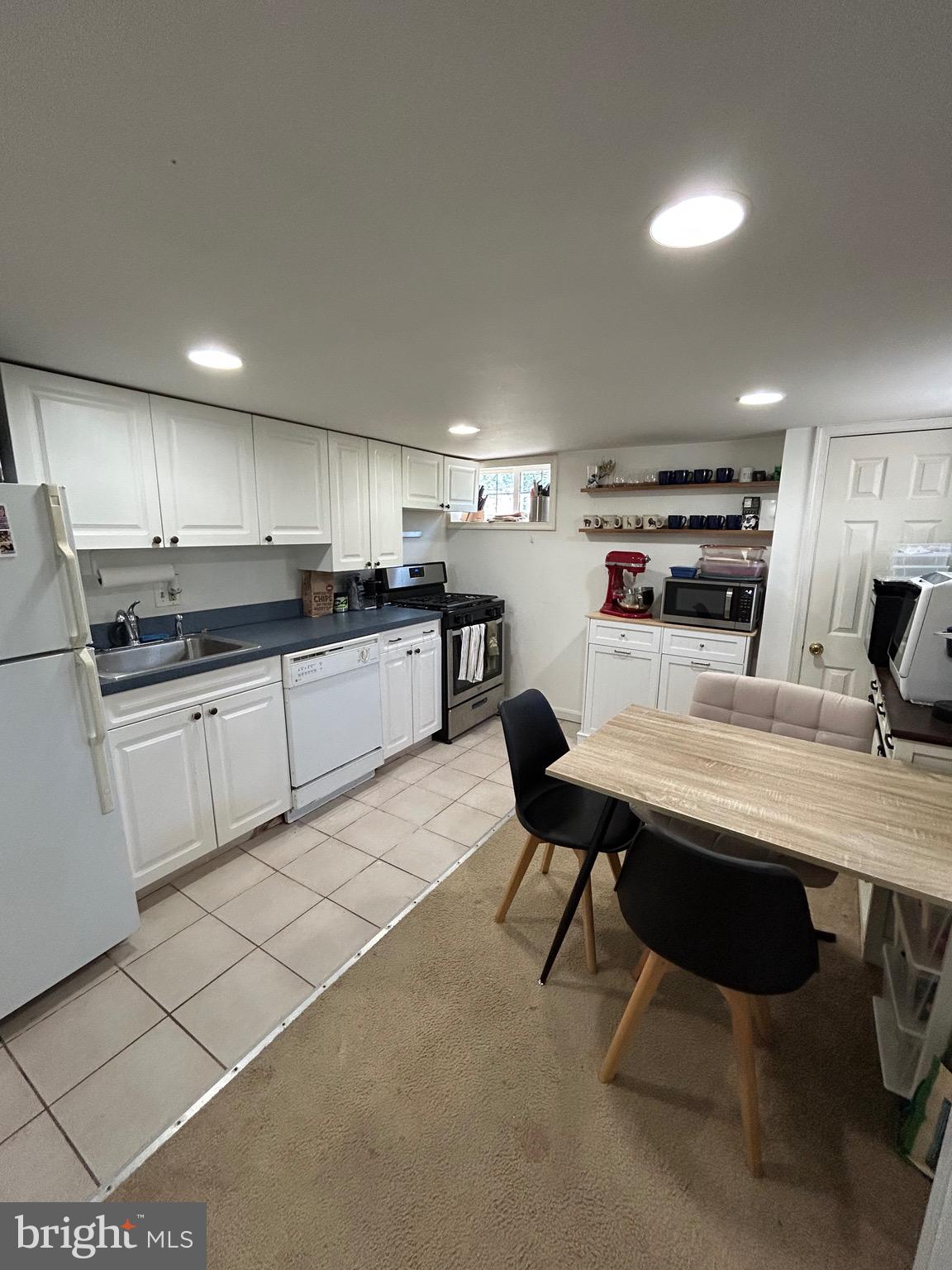 1301 North Kirkwood Road Arlington, VA 22201 - Photo 8 of 15 Basement Full Kitchen