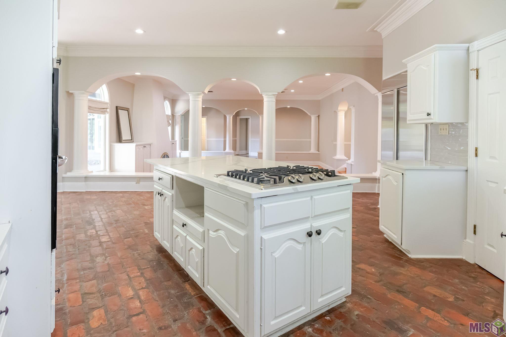 38430 Henry Road Prairieville, LA 70769 - Photo 11 of 42 Gallery Image 11