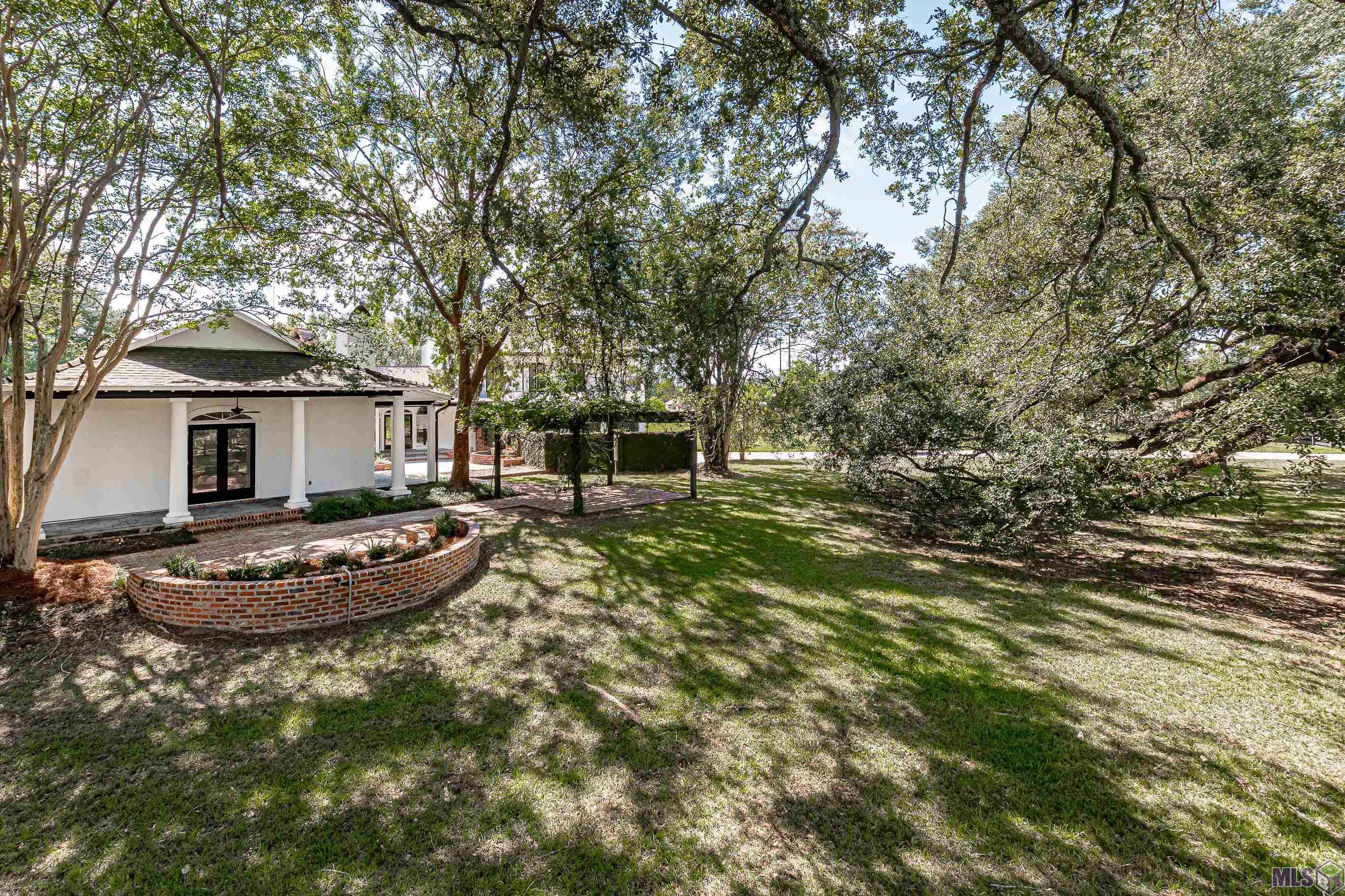 38430 Henry Road Prairieville, LA 70769 - Photo 26 of 42 Master Bedroom View