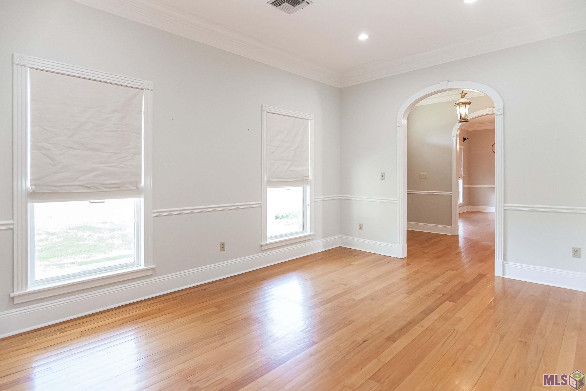 38430 Henry Road Prairieville, LA 70769 - Photo 31 of 42 Office/Formal Living