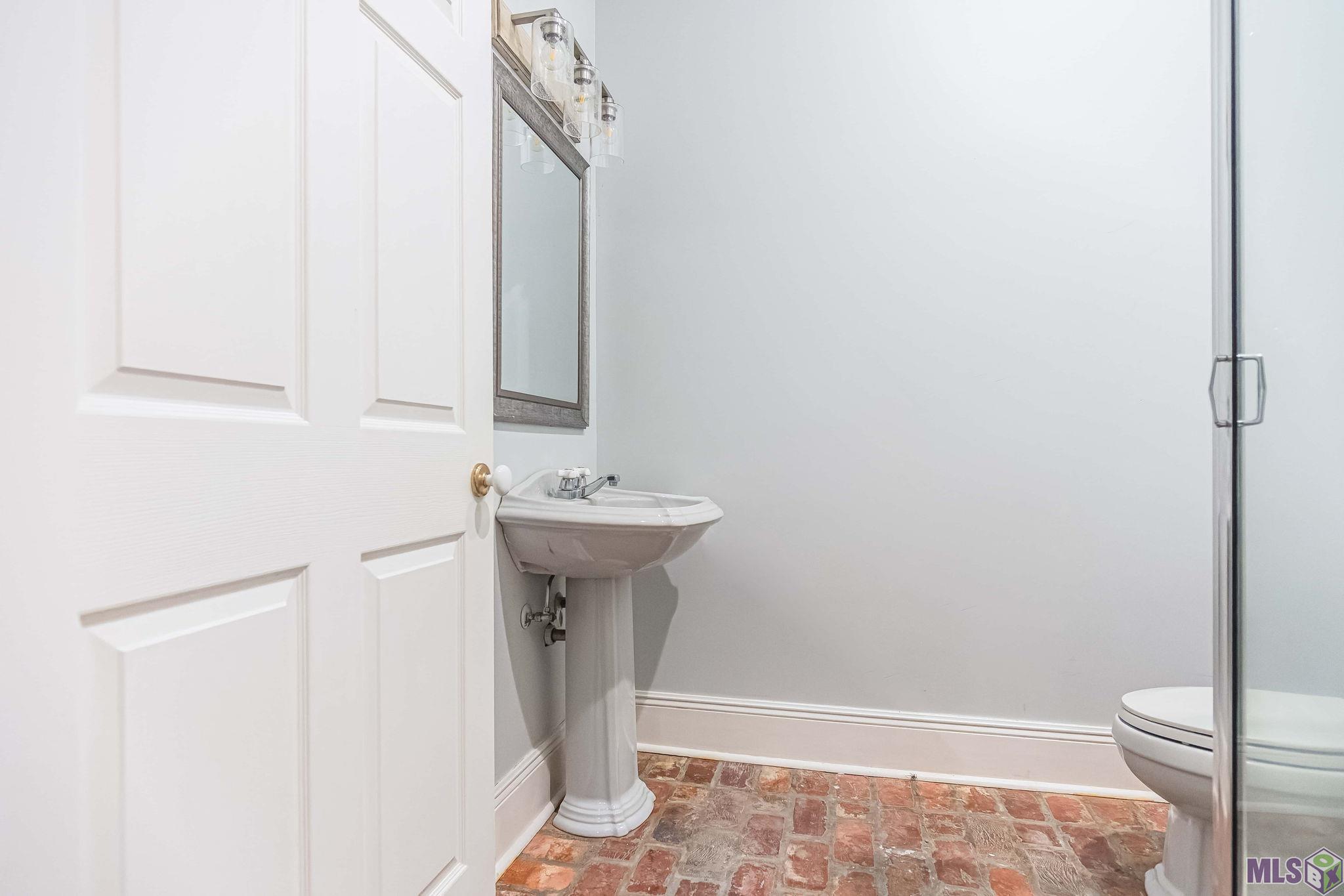 38430 Henry Road Prairieville, LA 70769 - Photo 37 of 42 Gallery Image 37