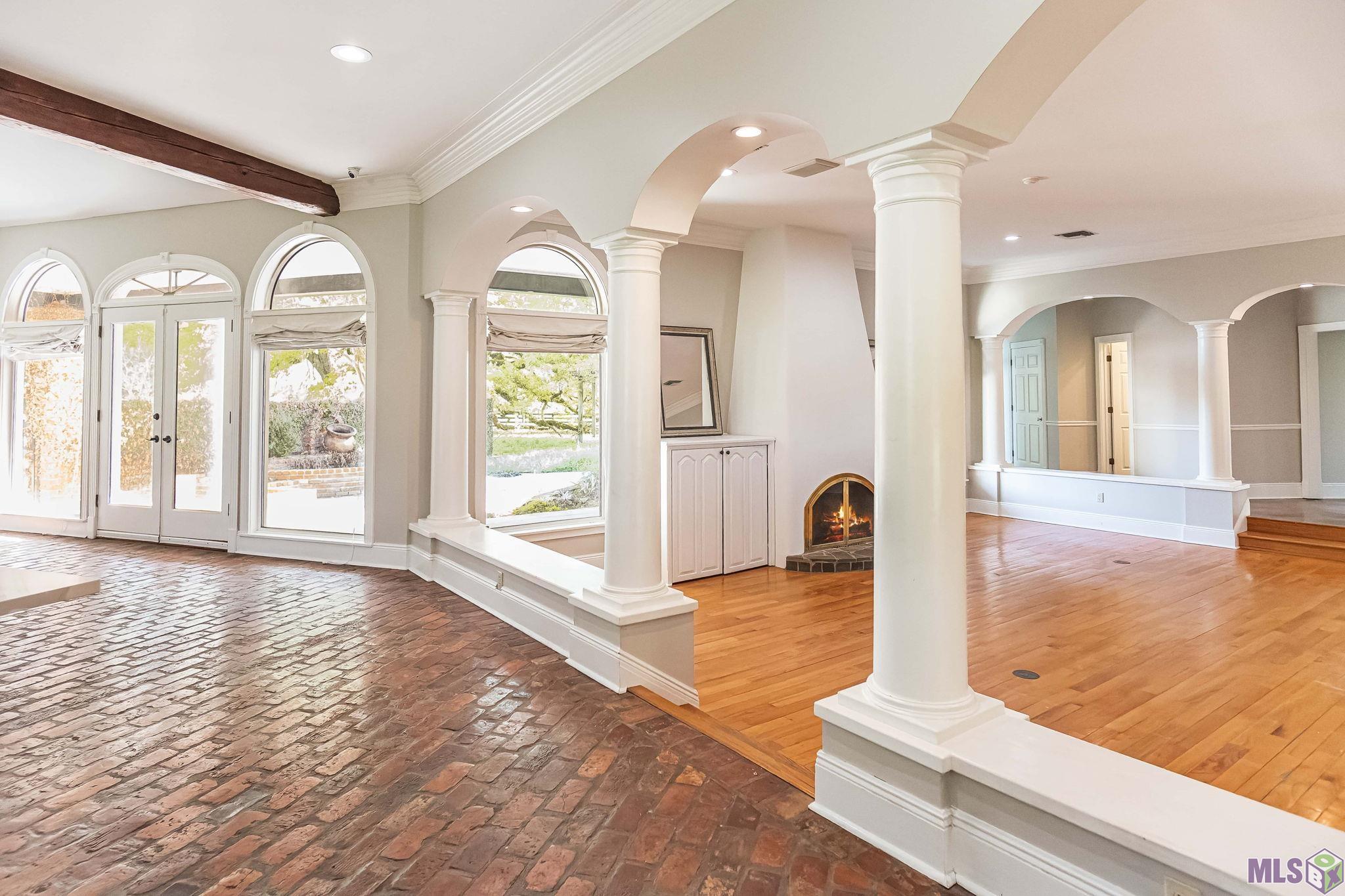 38430 Henry Road Prairieville, LA 70769 - Photo 8 of 42 Gallery Image 8