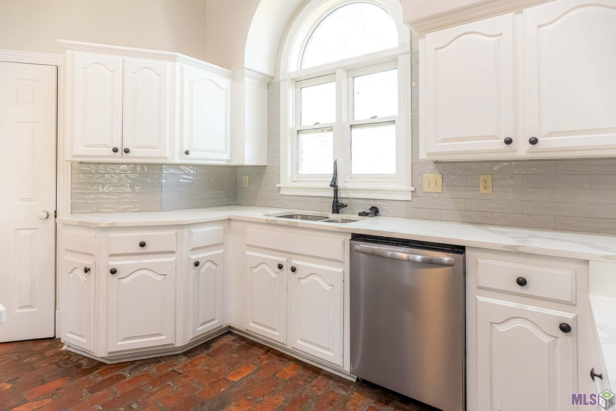 38430 Henry Road Prairieville, LA 70769 - Photo 10 of 42 Gallery Image 10