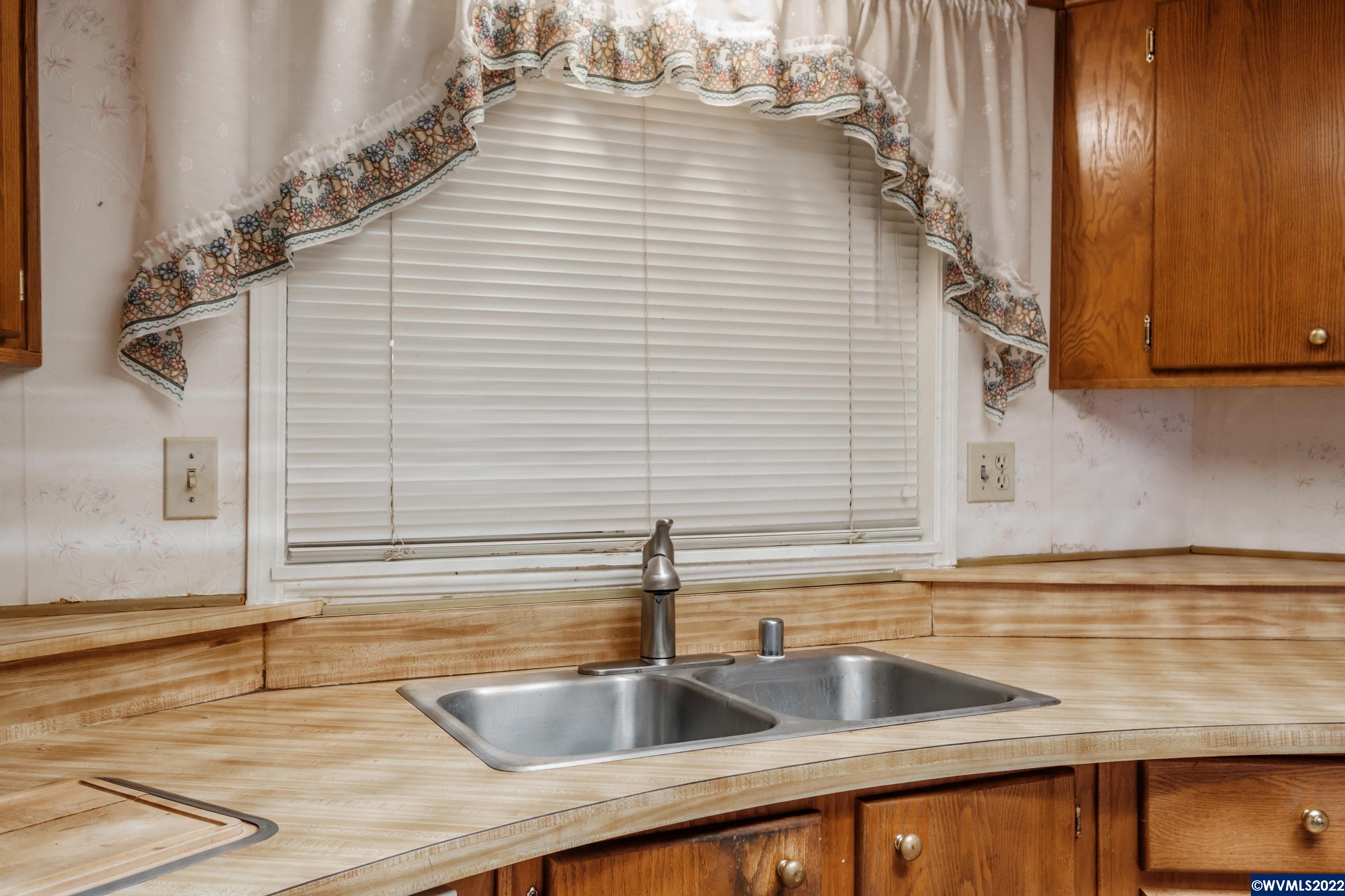 5422 Portland Road Northeast, Unit 140 Salem, OR 97305 - Photo 14 of 42