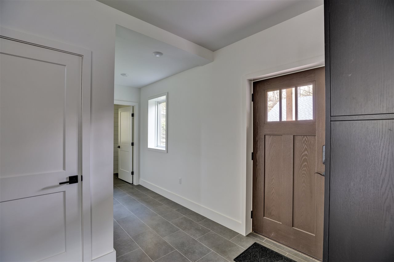 997 Willard Road, Unit 5204 Hartford, VT 05059 - Photo 6 of 35 Gallery Image 6
