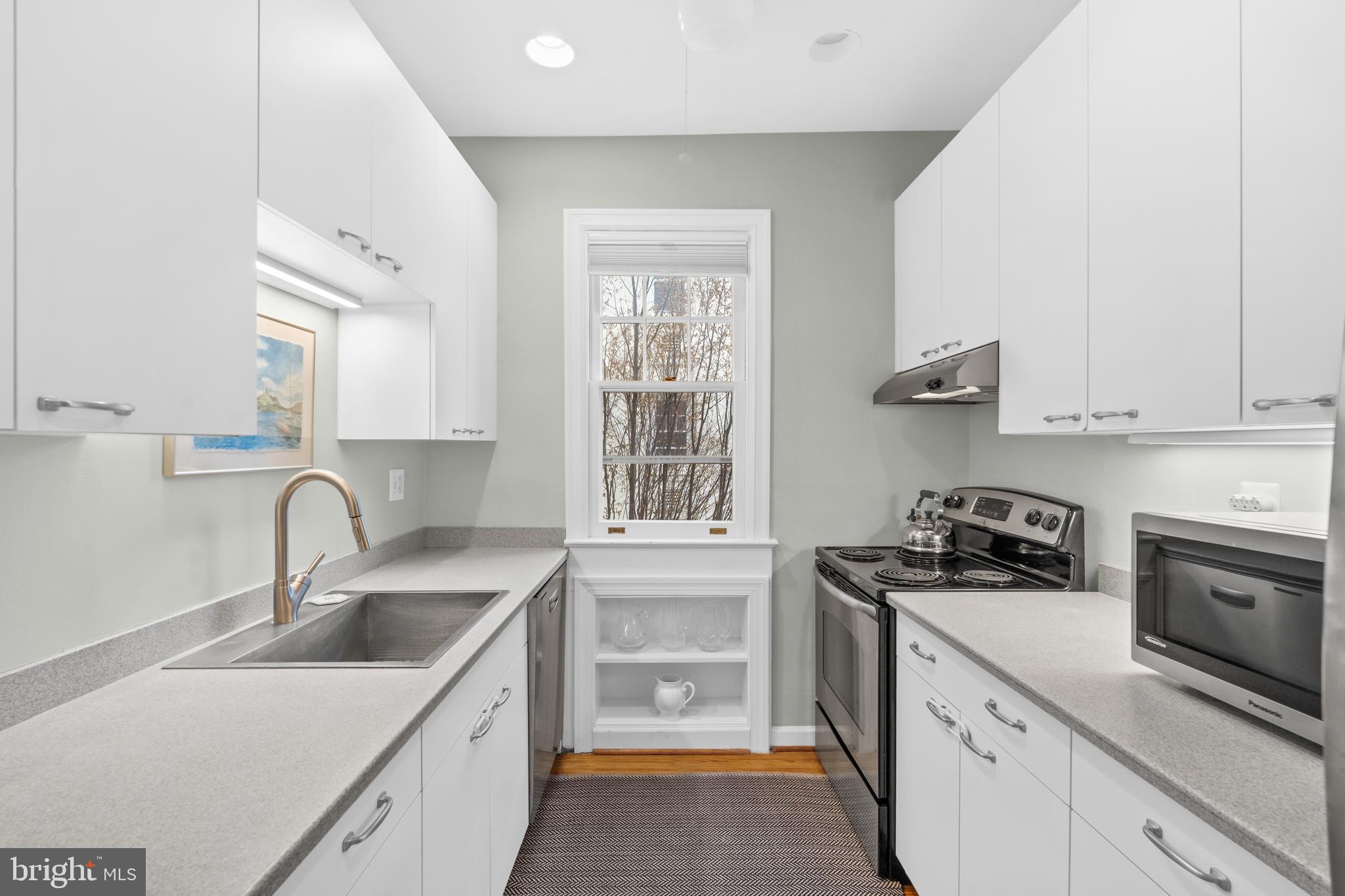 1657 31st Street Northwest, Unit 301 Washington, DC 20007 - Photo 16 of 38