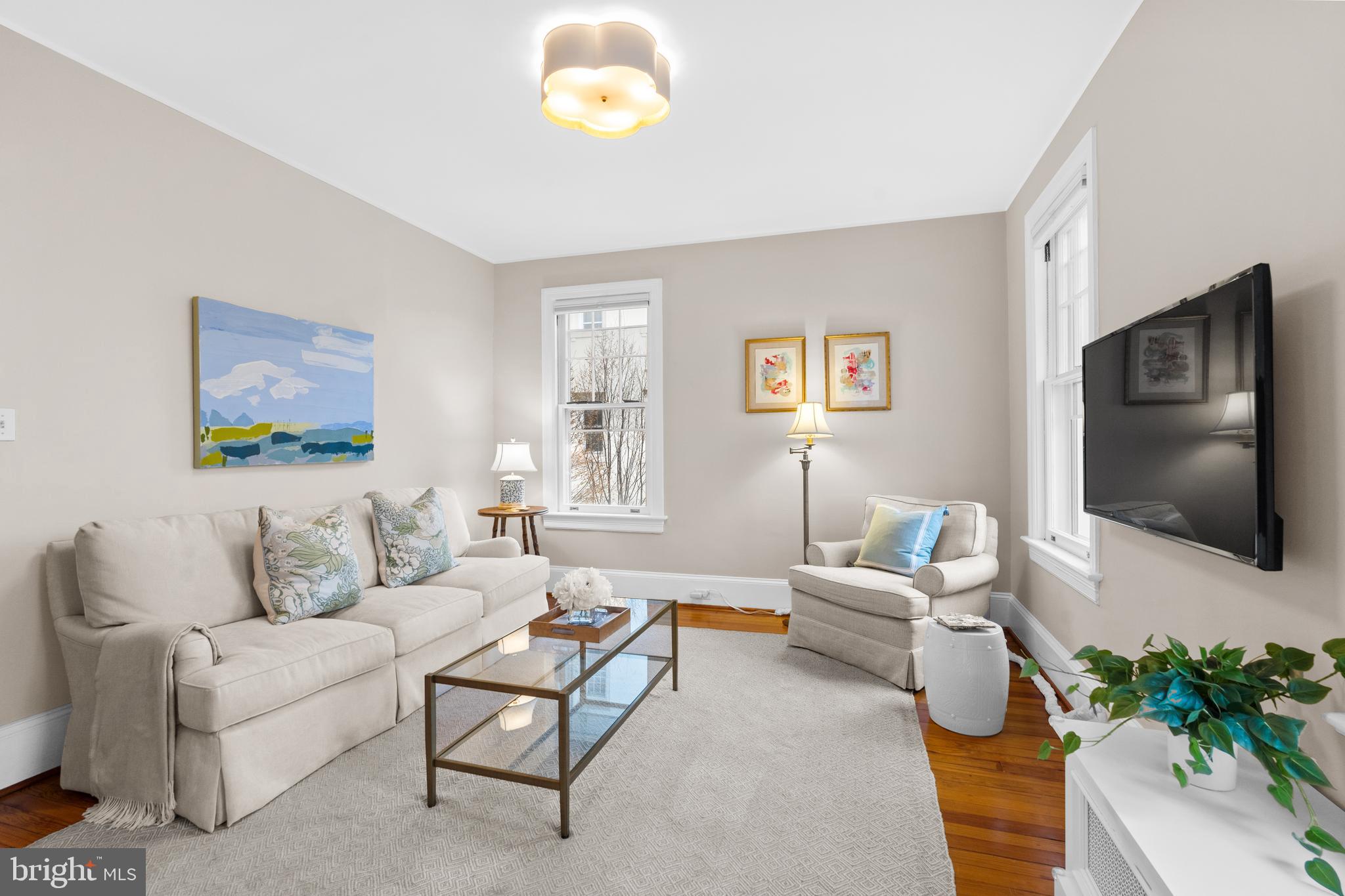 1657 31st Street Northwest, Unit 301 Washington, DC 20007 - Photo 4 of 38