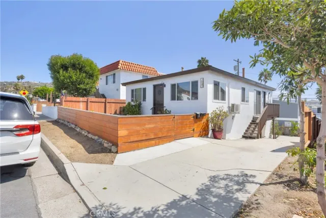 a view of a house with a outdoor space