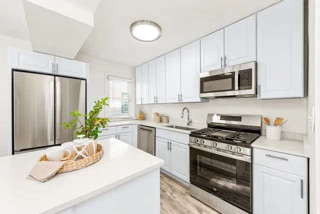 $340,000 | 3325 22nd Avenue South, Minneapolis, MN 55407