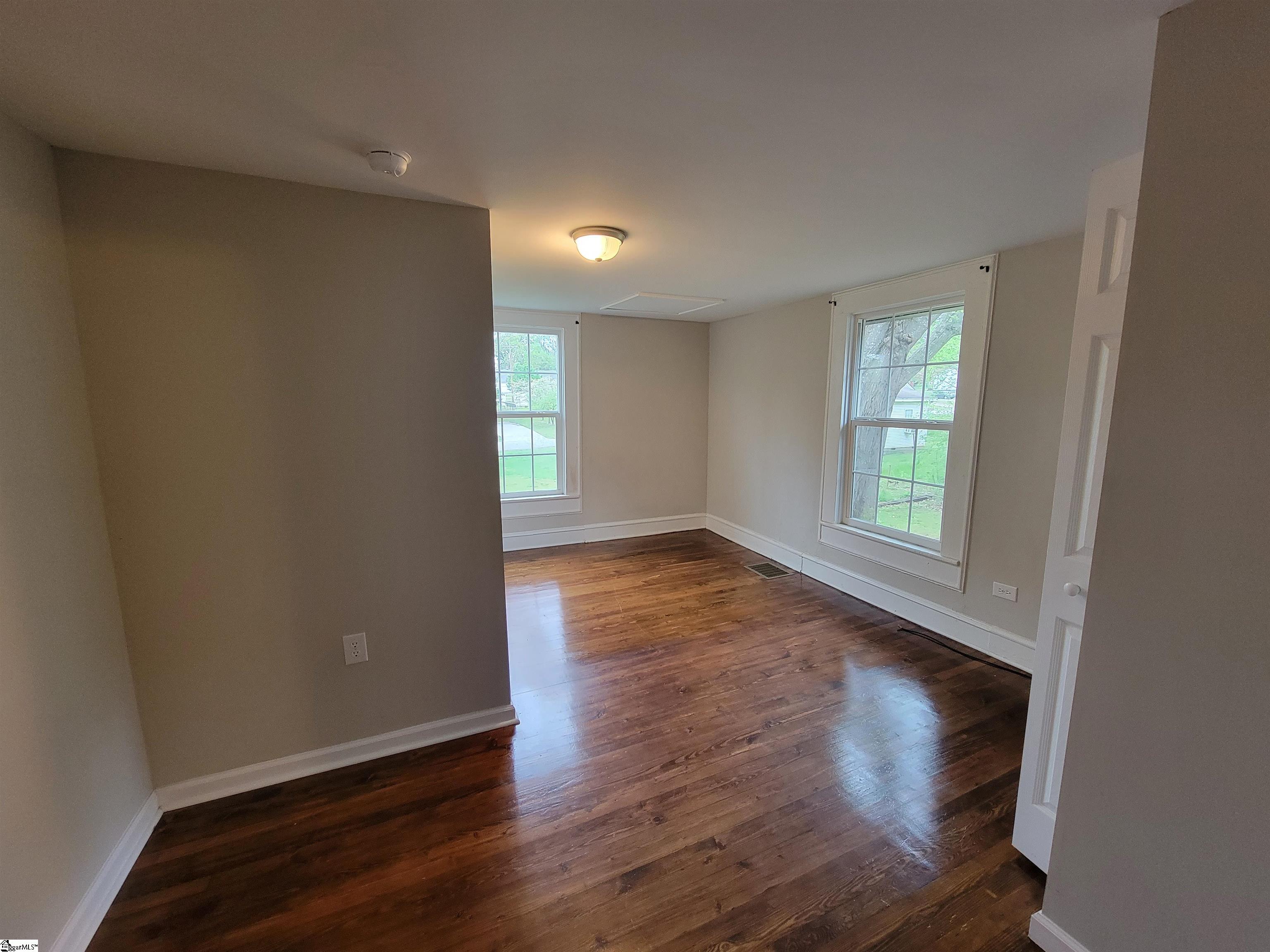 10 Clemson Street Liberty, SC 29657 - Photo 11 of 23 Gallery Image 11