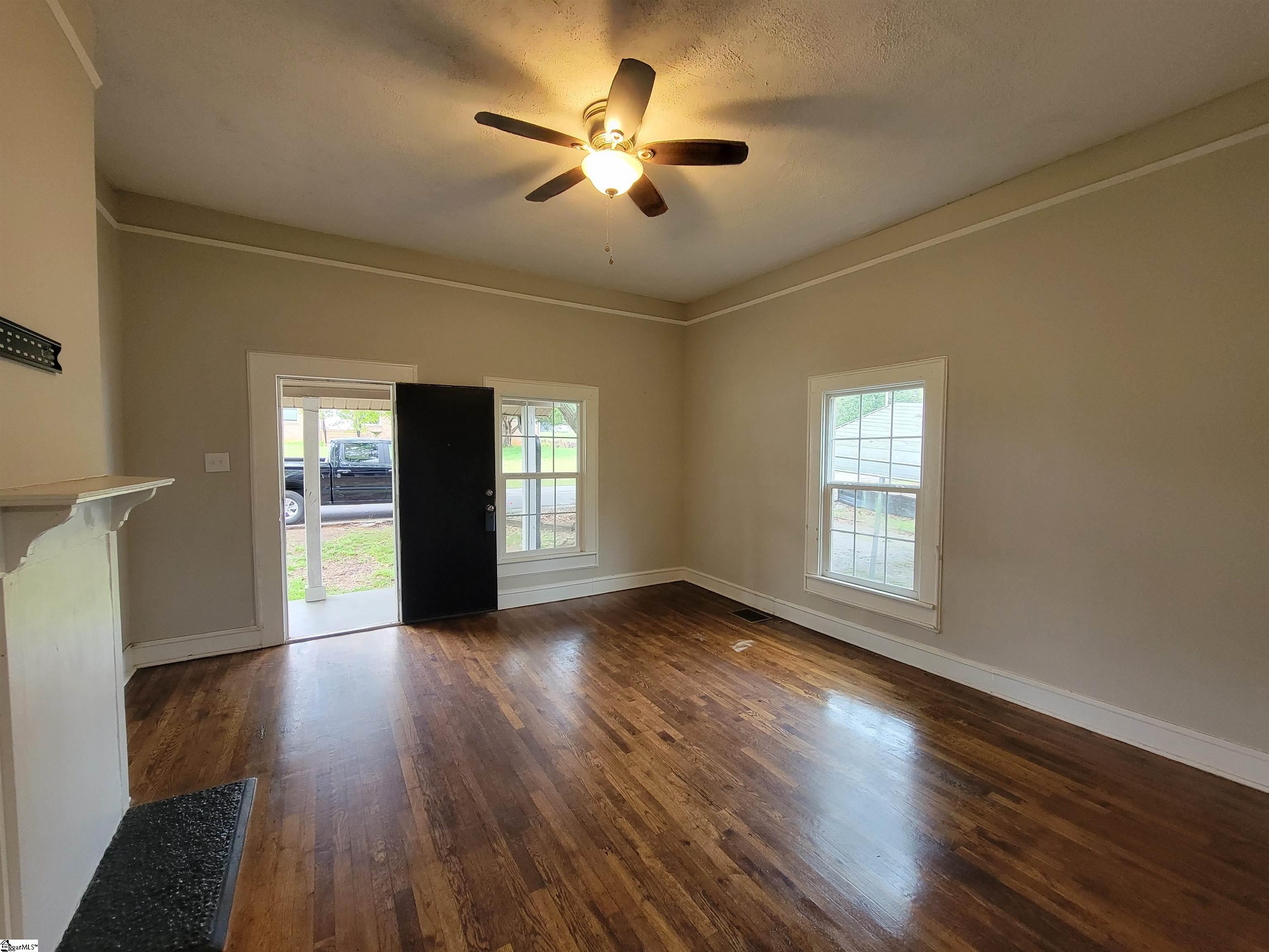 10 Clemson Street Liberty, SC 29657 - Photo 4 of 23 Gallery Image 4