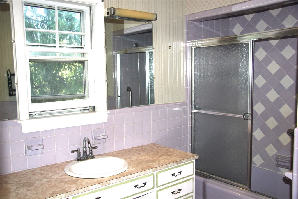 14 Reed Street, Unit 14 Lexington, MA 02421 - Photo 17 of 21