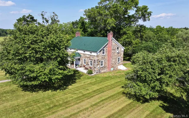 a view of outdoor space