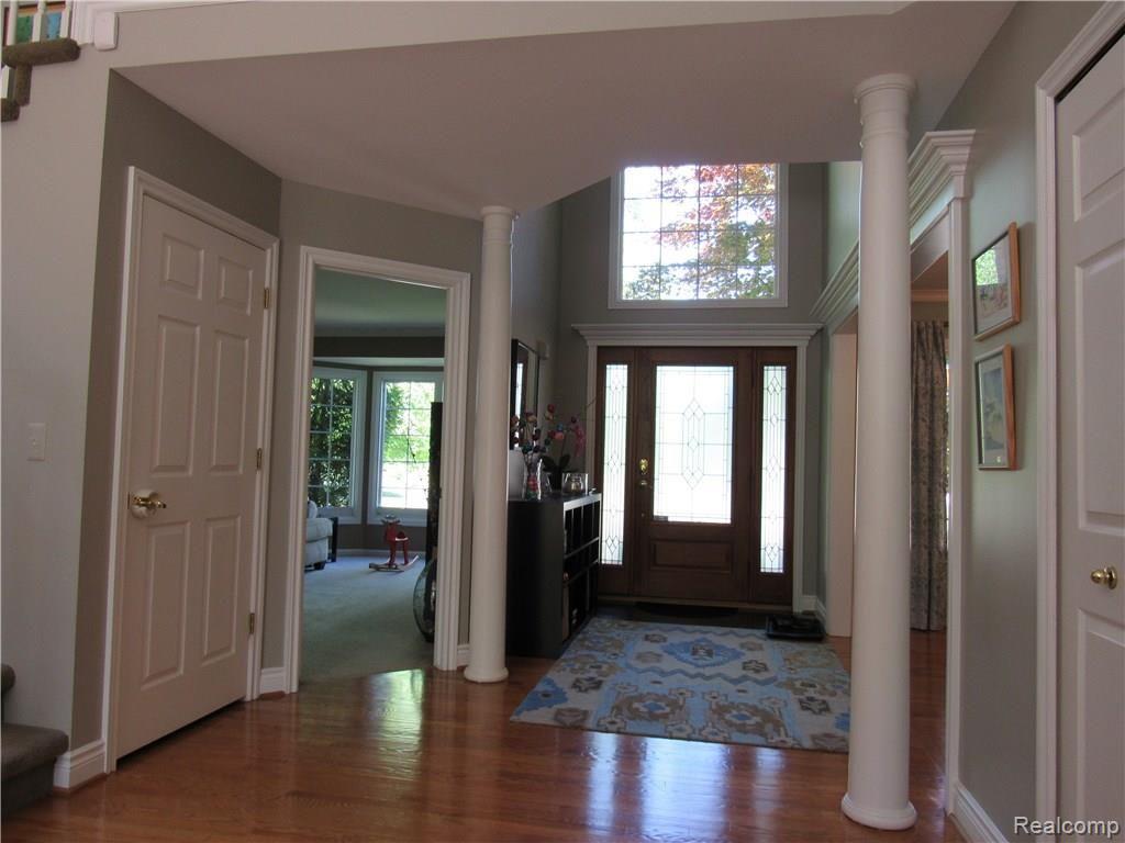 3853 Beechcrest Road Rochester Hills, MI 48309 - Photo 8 of 55