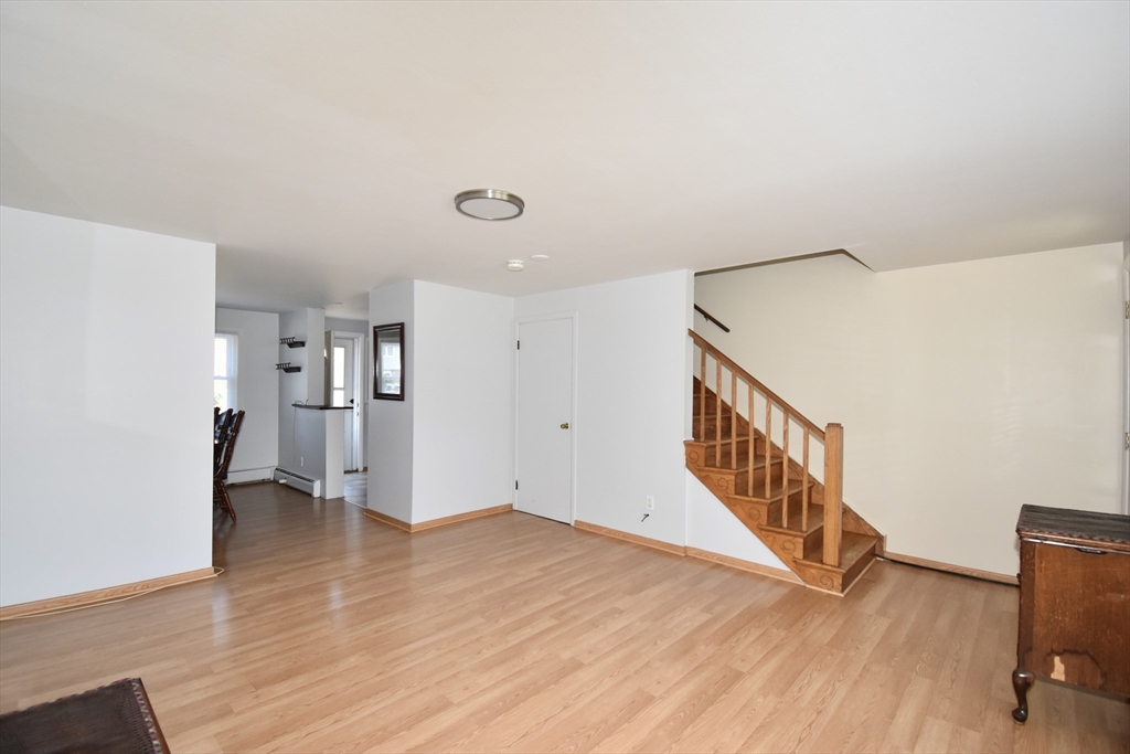 12 Manor Court, Unit 12 Springfield, MA 01118 - Photo 11 of 21