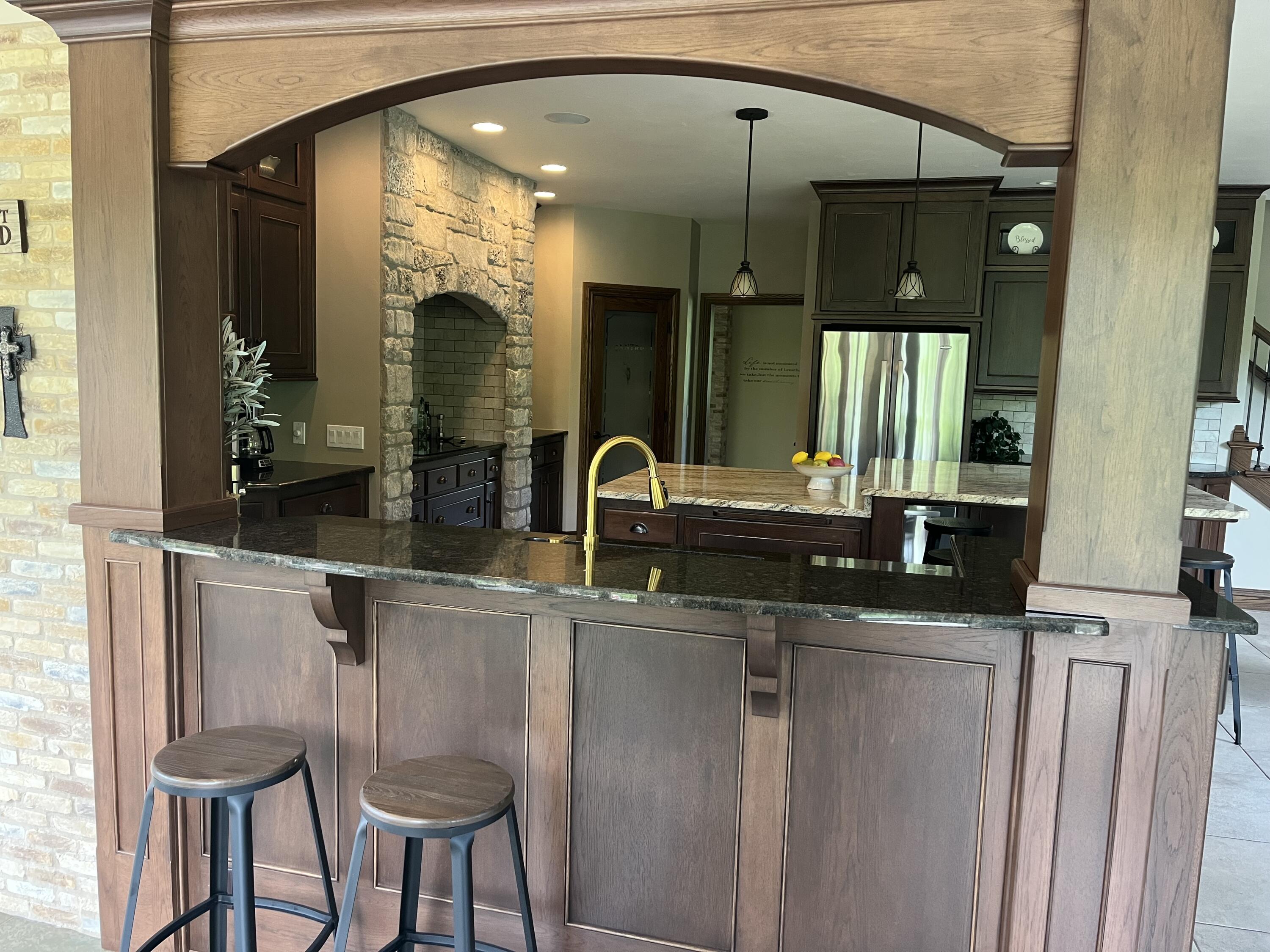 11105 Meadow Ridge Road Whitelaw, WI 54247 - Photo 26 of 126 Breakfast Bar View